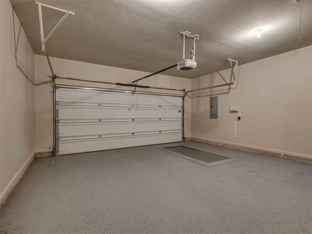 18505 Melogold Drive, Edmond, OK 73012