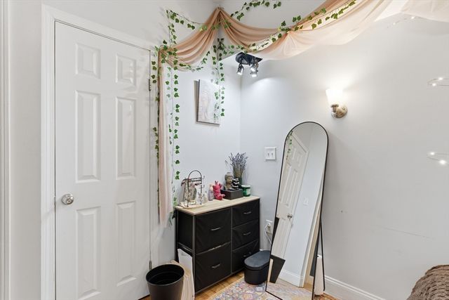 881 Harrison Ave 1, Boston, MA 02118