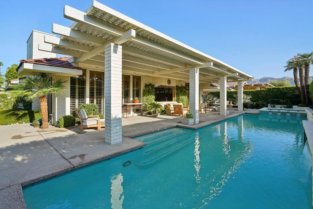 56 Mayfair Drive, Rancho Mirage, CA 92270