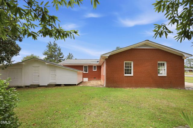 3801 W Allen Street W, Raleigh, NC 27603