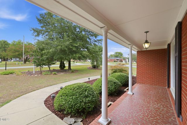 3801 W Allen Street W, Raleigh, NC 27603