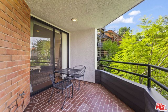 4752 Park Encino Lane 212, Encino (los Angeles), CA 91436