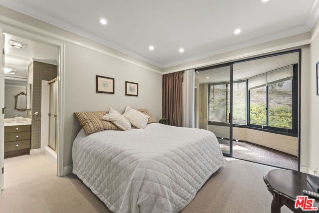 4752 Park Encino Lane 212, Encino (los Angeles), CA 91436