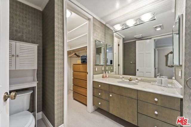 4752 Park Encino Lane 212, Encino (los Angeles), CA 91436