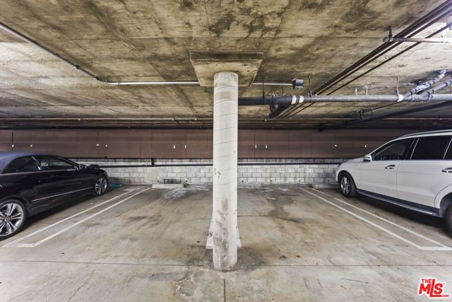 4752 Park Encino Lane 212, Encino (los Angeles), CA 91436