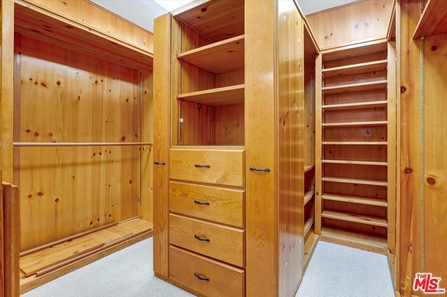 4752 Park Encino Lane 212, Encino (los Angeles), CA 91436