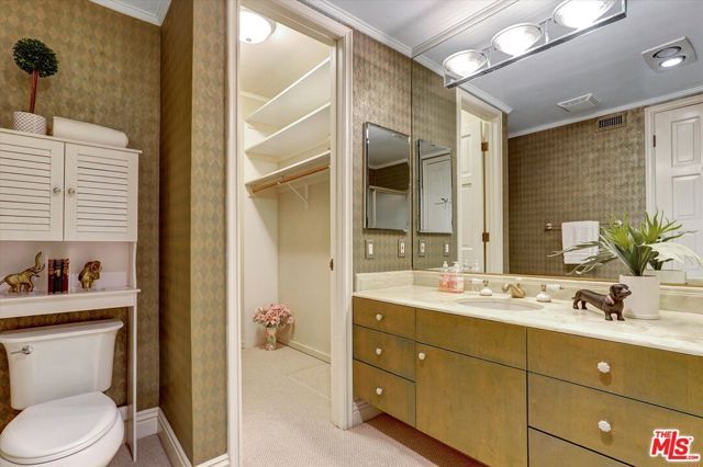 4752 Park Encino Lane 212, Encino (los Angeles), CA 91436