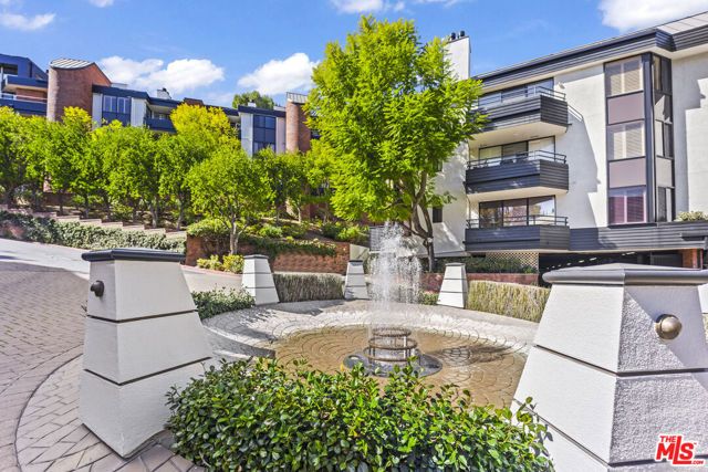 4752 Park Encino Lane 212, Encino (los Angeles), CA 91436