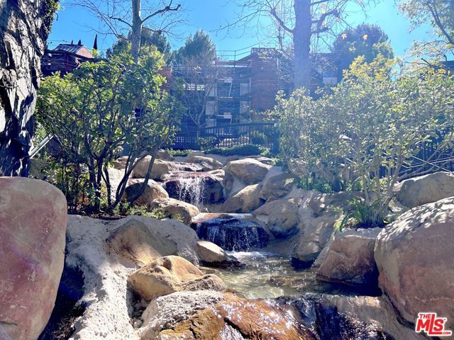 4752 Park Encino Lane 212, Encino (los Angeles), CA 91436