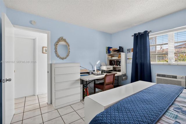 16901 NE 13th Avenue 108, Miami, FL 33162