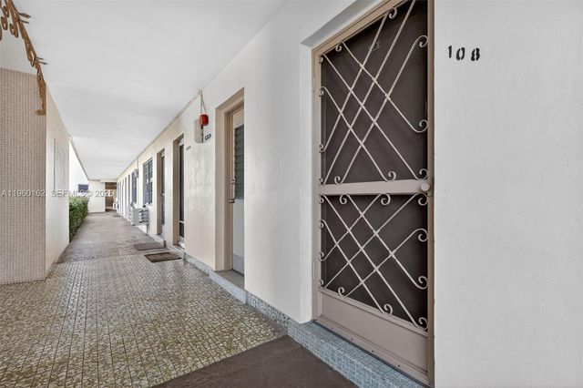 16901 NE 13th Avenue 108, Miami, FL 33162