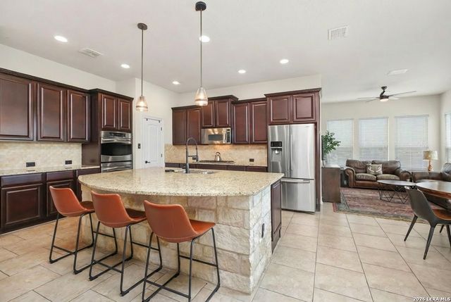 10807 Zedernholz Run, New Braunfels, TX 78132