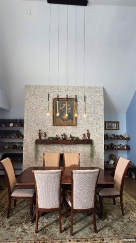 100-81 Shearwater, Jersey City, NJ 07305