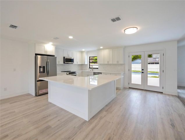 4904 CASPIAN COURT, Orlando, FL 32819