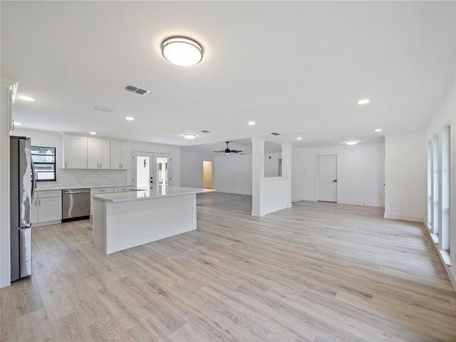 4904 CASPIAN COURT, Orlando, FL 32819
