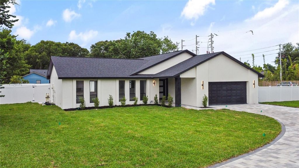 Image 27 of property listing at 4904 CASPIAN COURT, Orlando, FL 32819