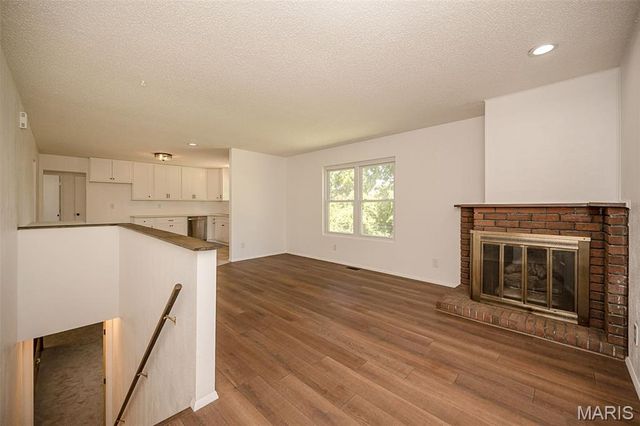 3867 Watersedge Drive, Florissant, MO 63034