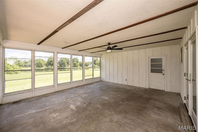 3867 Watersedge Drive, Florissant, MO 63034