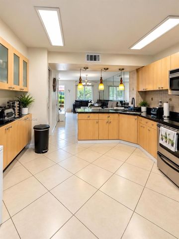 1807 SW 107th Avenue 2210, Miami, FL 33165