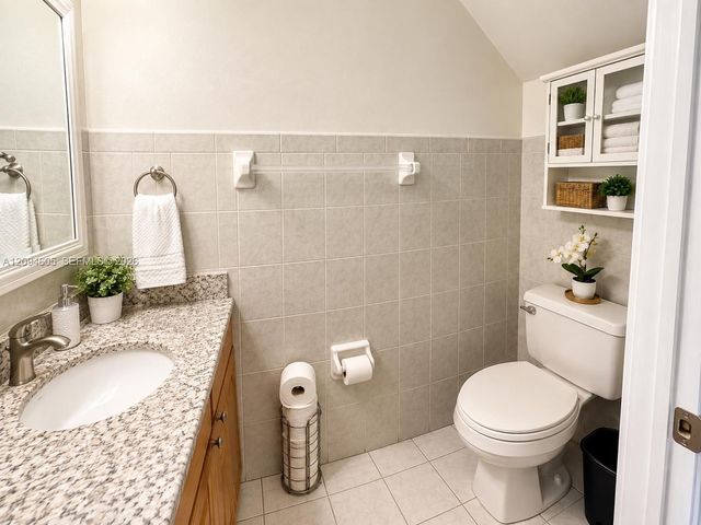 1807 SW 107th Avenue 2210, Miami, FL 33165