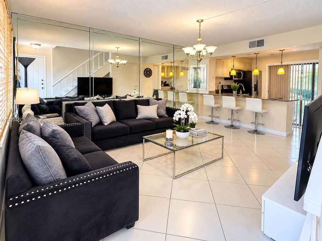 1807 SW 107th Avenue 2210, Miami, FL 33165