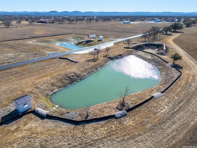 2021 Fm 3240, Bandera, TX 78003