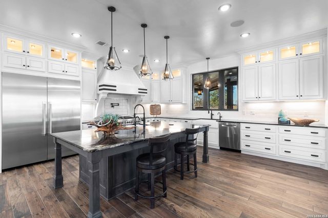 2021 Fm 3240, Bandera, TX 78003