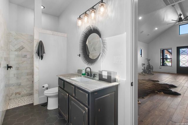 2021 Fm 3240, Bandera, TX 78003