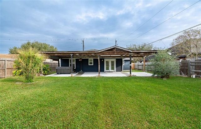 329 Yorktown Blvd, Corpus Christi, TX 78418