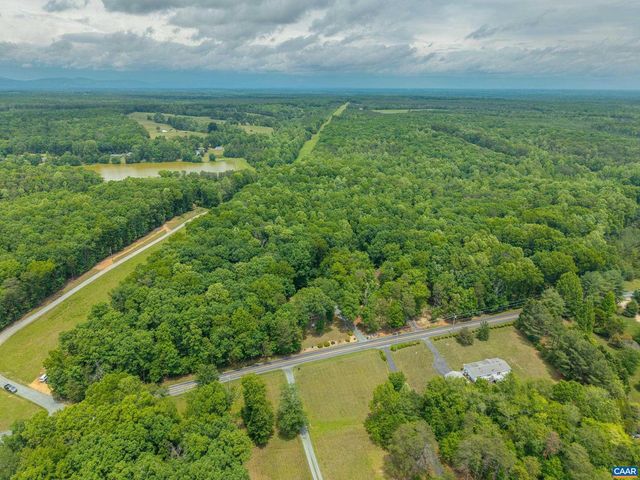 2321 RURITAN LAKE RD, Scottsville, VA 24590
