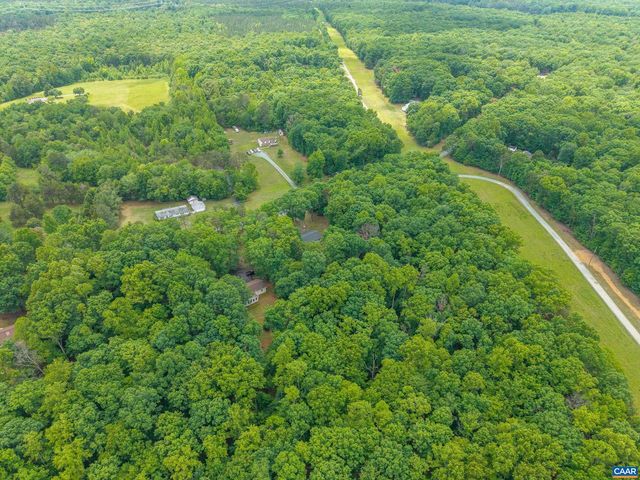 2321 RURITAN LAKE RD, Scottsville, VA 24590
