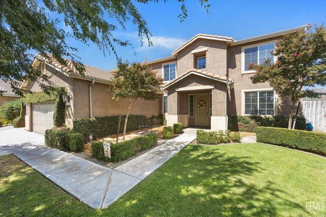 5803 Penn Station Lane, Bakersfield, CA 93311