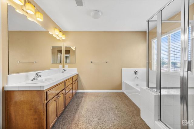5803 Penn Station Lane, Bakersfield, CA 93311