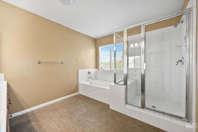 5803 Penn Station Lane, Bakersfield, CA 93311