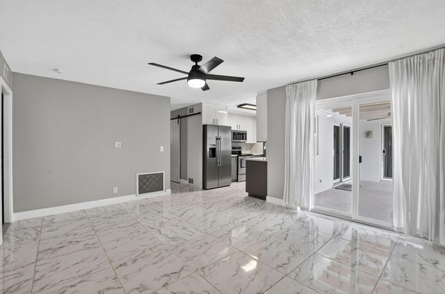 214 NE 25th Street, Boca Raton, FL 33431