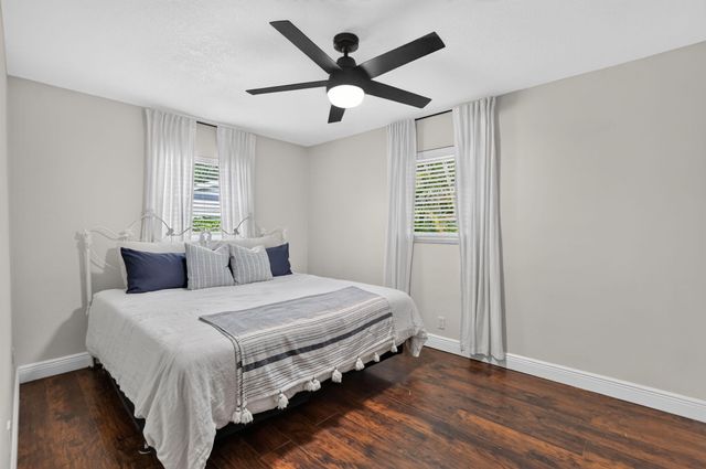 214 NE 25th Street, Boca Raton, FL 33431