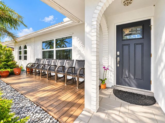 214 NE 25th Street, Boca Raton, FL 33431