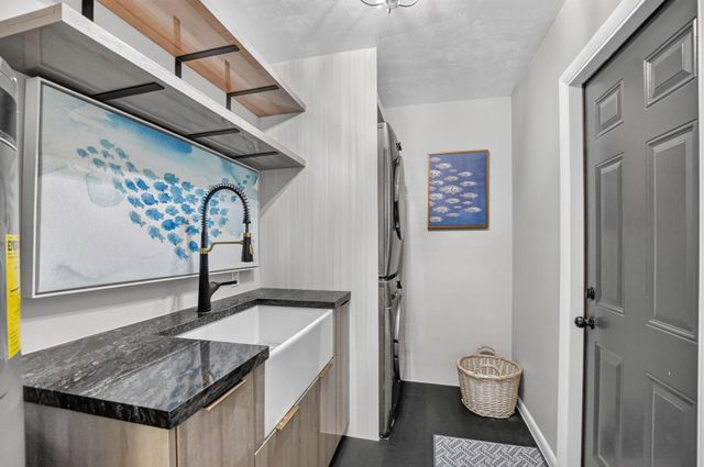 214 NE 25th Street, Boca Raton, FL 33431