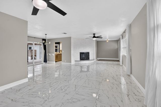214 NE 25th Street, Boca Raton, FL 33431