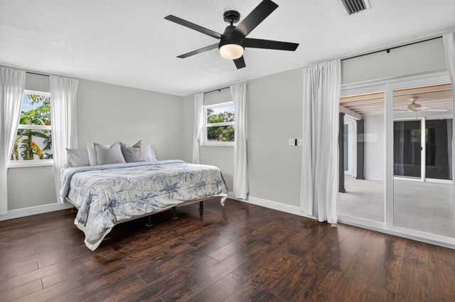 214 NE 25th Street, Boca Raton, FL 33431