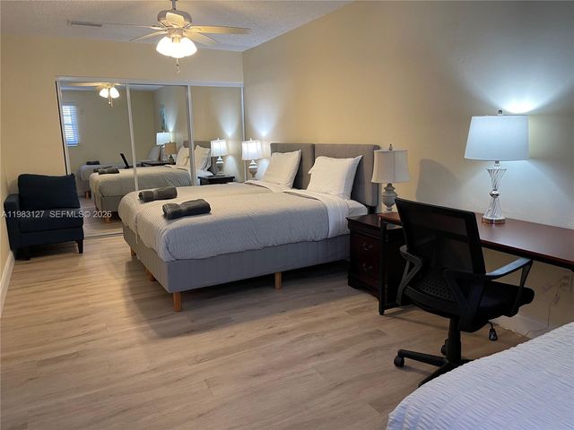 2221 NW 196th Terrace 2221, Miami Gardens, FL 33056