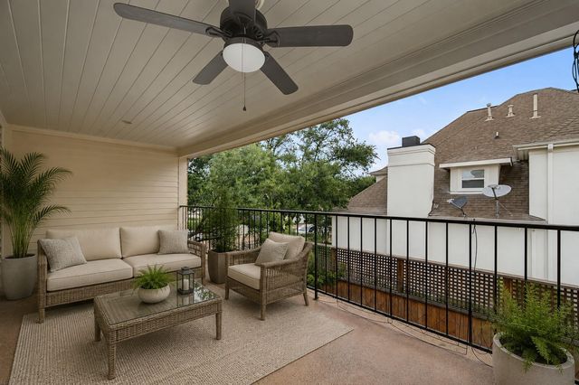 1723 Nantucket Drive, Houston, TX 77057