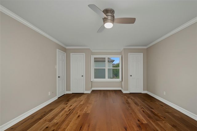 1723 Nantucket Drive, Houston, TX 77057