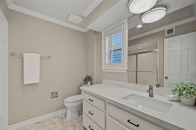 1723 Nantucket Drive, Houston, TX 77057