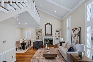 1723 Nantucket Drive, Houston, TX 77057