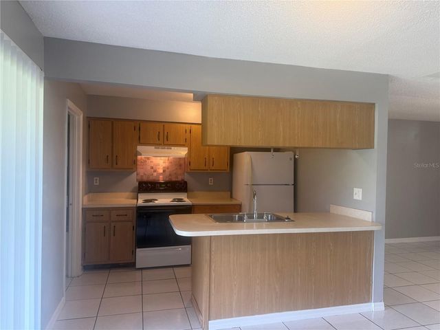 627 BITTERN COURT B, Kissimmee, FL 34759