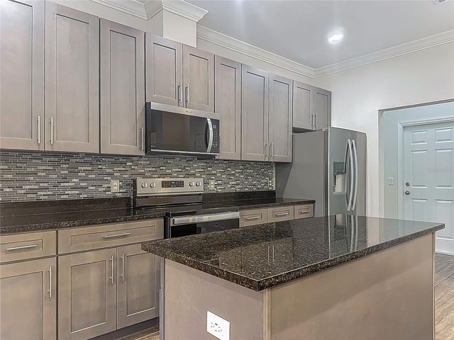 18708 REYNOLDS PARKWAY, Orlando, FL 32833