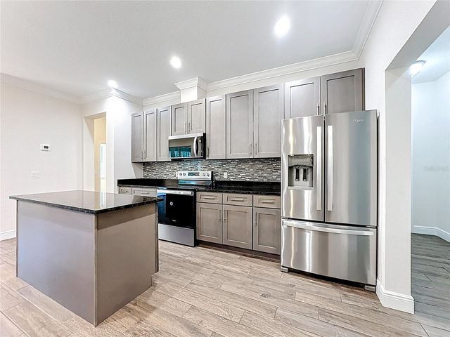 18708 REYNOLDS PARKWAY, Orlando, FL 32833