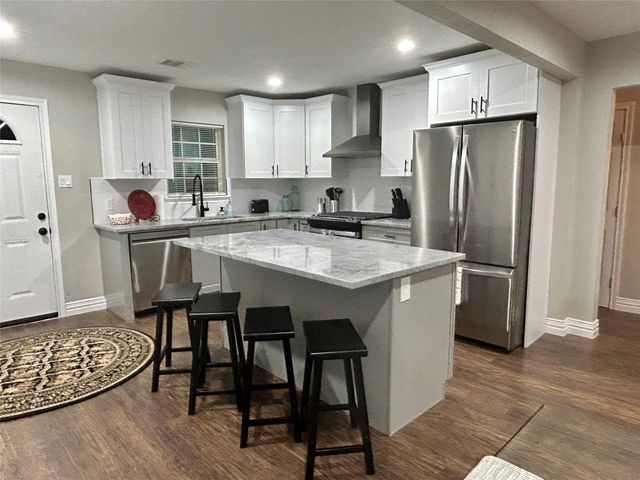 4010 Chapman Street, Houston, TX 77009