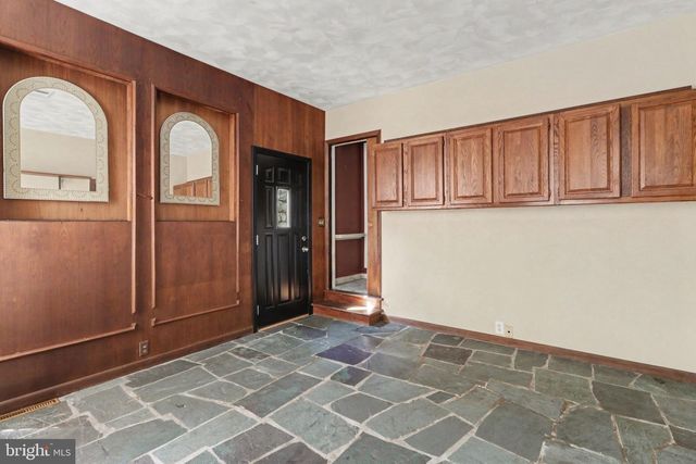 2415 PAXTON CHURCH RD, Harrisburg, PA 17110